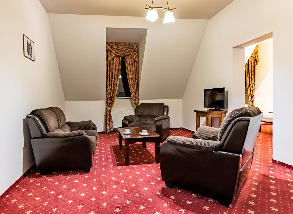 Hotel Grand Viglas Zvolen Exteriér fotografie