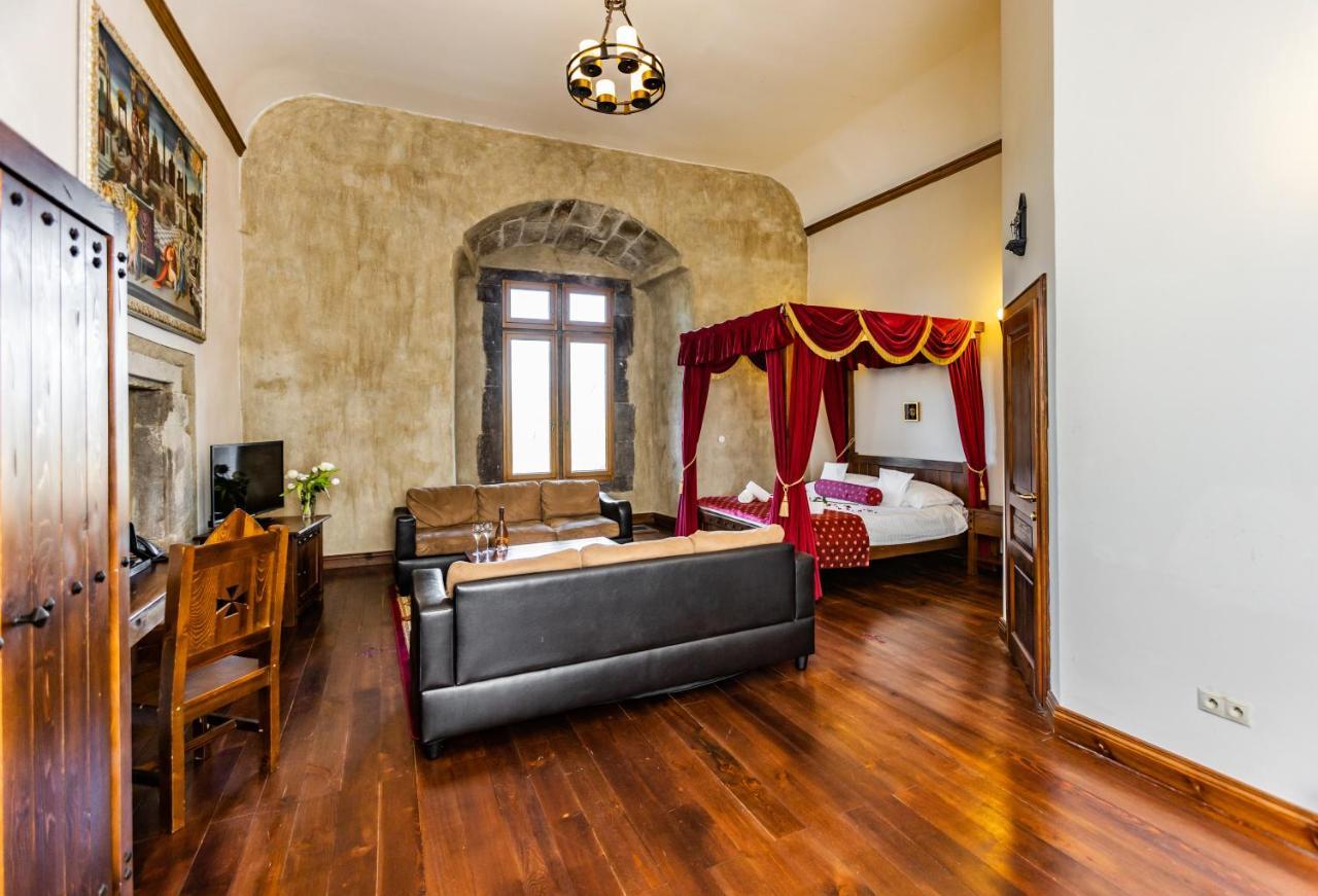 Hotel Grand Viglas Zvolen Exteriér fotografie