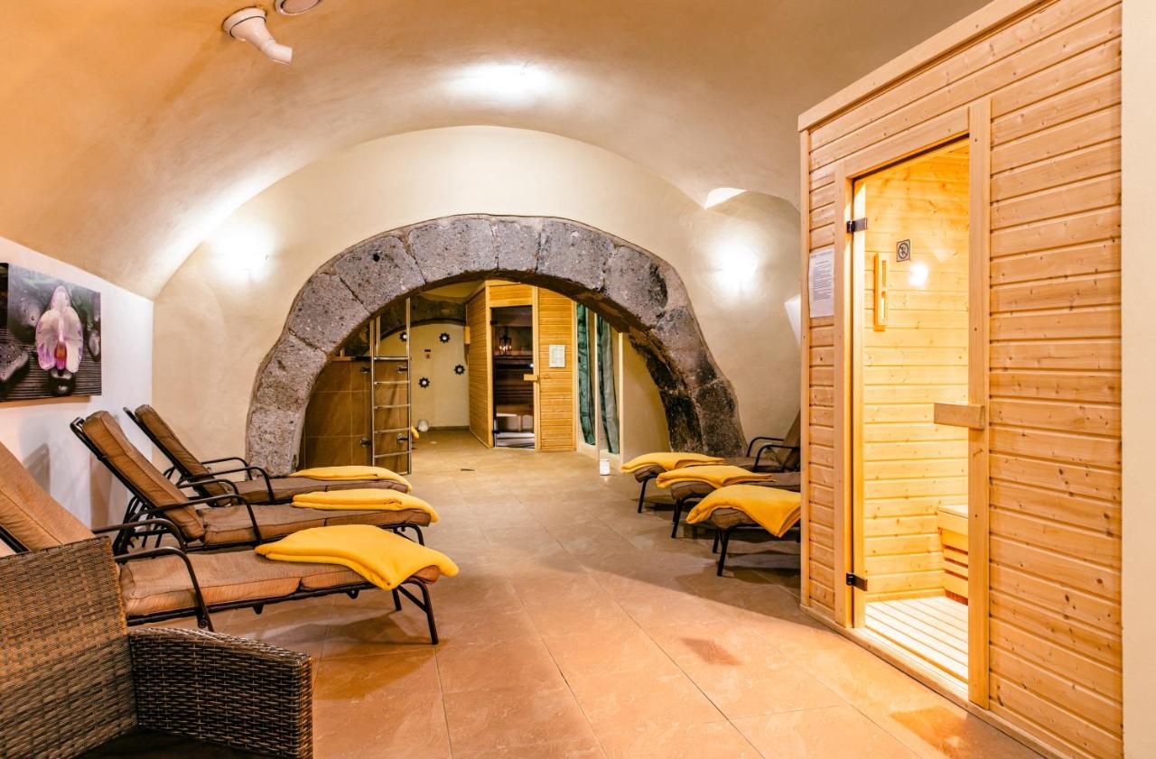 Hotel Grand Viglas Zvolen Exteriér fotografie