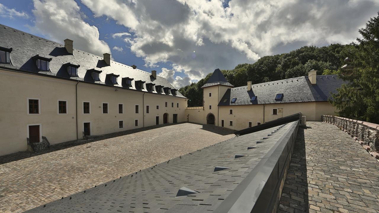 Hotel Grand Viglas Zvolen Exteriér fotografie